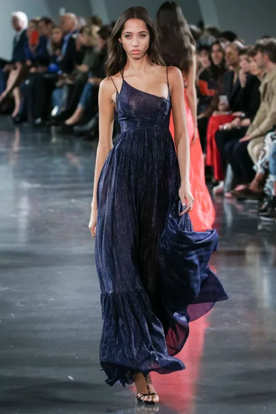 Look 27